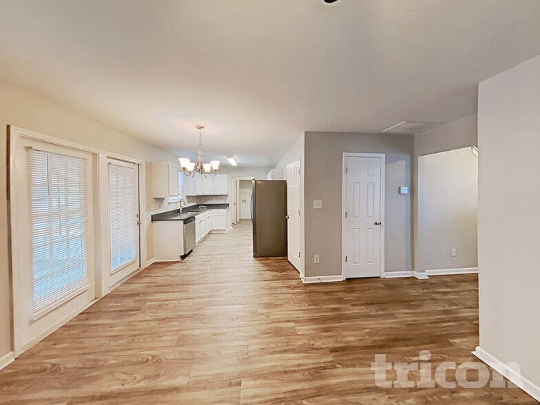 Building Photo - 3673 Watkins Ridge Ct