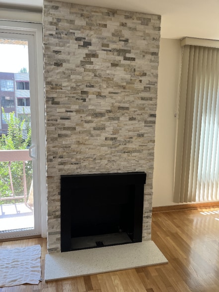 Building Photo - 1750 Camino Palmero St