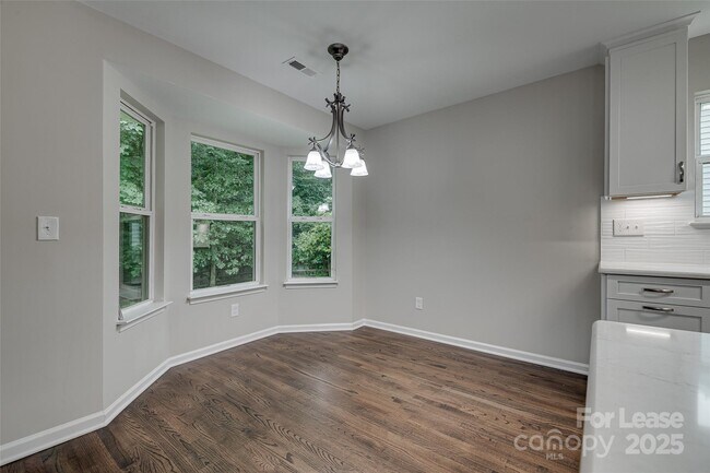 Building Photo - 4624 Waterbell Ln