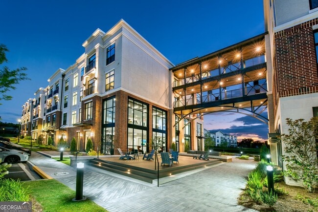 Building Photo - 525 Sawnee Vlg Blvd