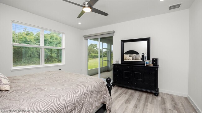 Building Photo - 5133 Angelo Cir