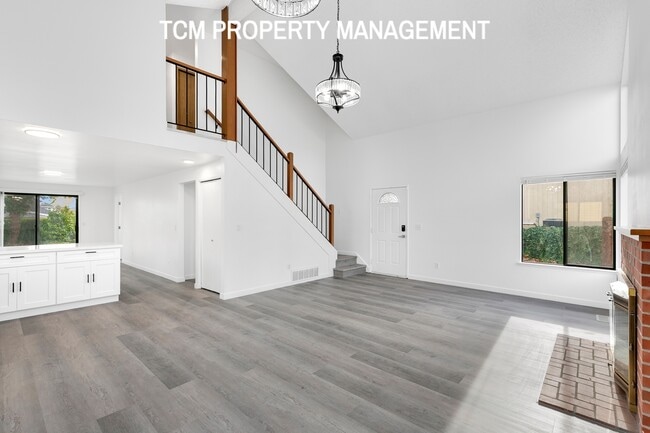 Building Photo - 35426 18th Ave SW