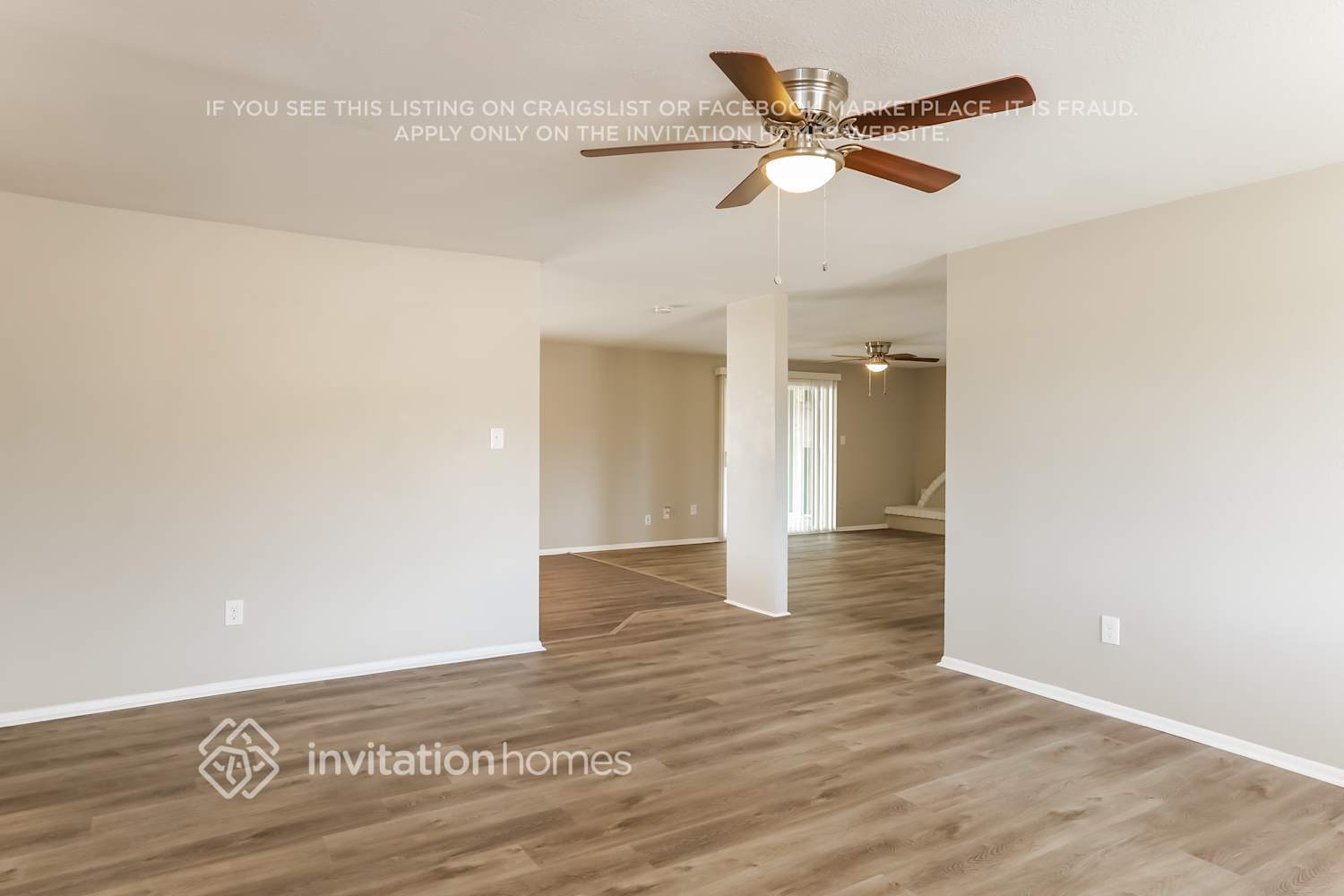 Building Photo - 14235 N 39th Way