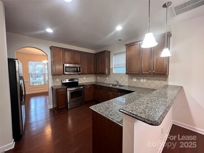 Building Photo - 17208 Caldwell Track Dr