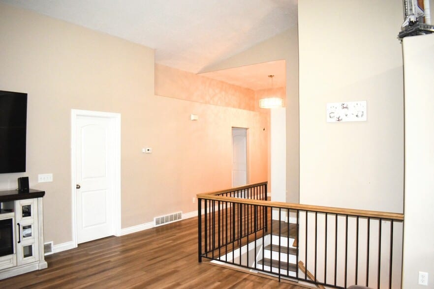 Building Photo - 6105 S 6105 W