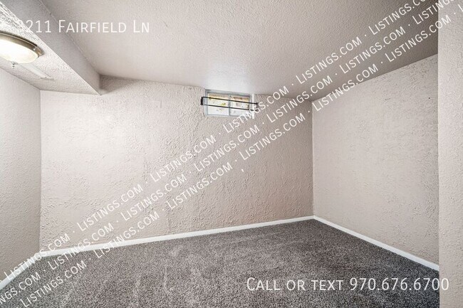 Building Photo - 3211 Fairfield Ln