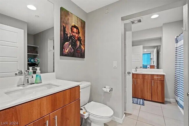 Building Photo - Las Vegas, NV