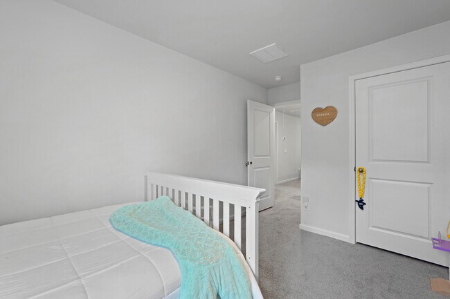 Building Photo - 41 Gypsea Ln