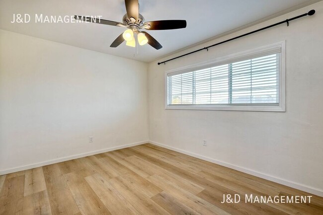 Building Photo - 3341 Chamoune Ave