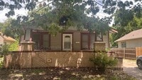 Building Photo - $1595 - 5 bed 2 bath - Single Family Home ...