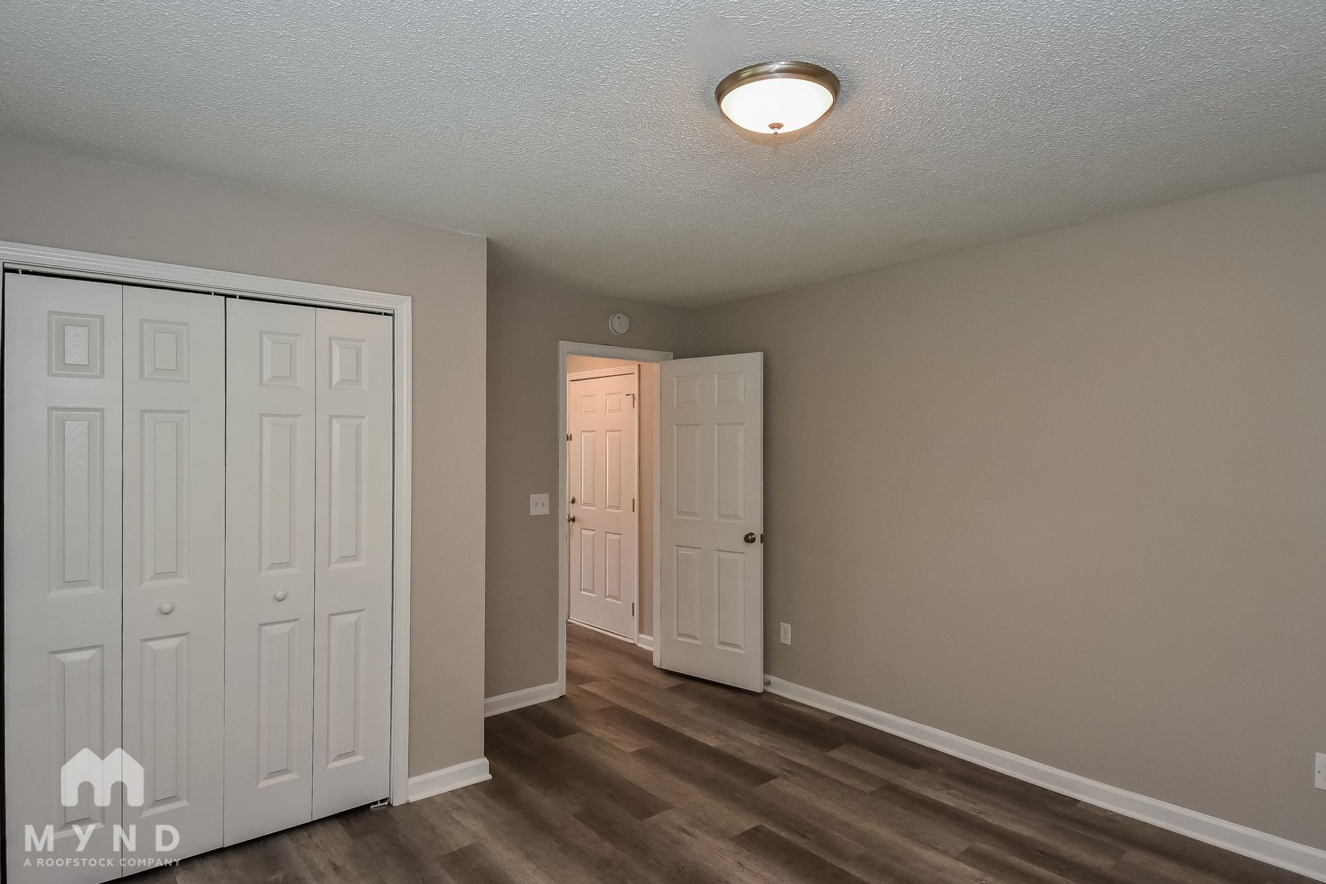 Building Photo - 7953 Lake Wind Ct