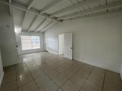 Building Photo - 1729 NW 16th Ave