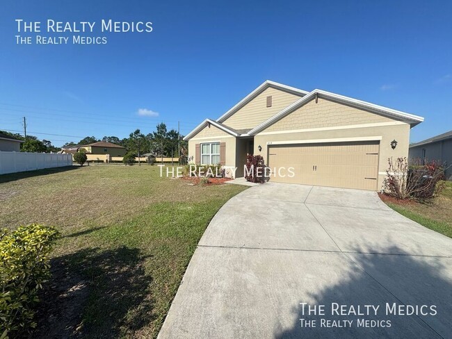Building Photo - 404 Tanglewood Dr
