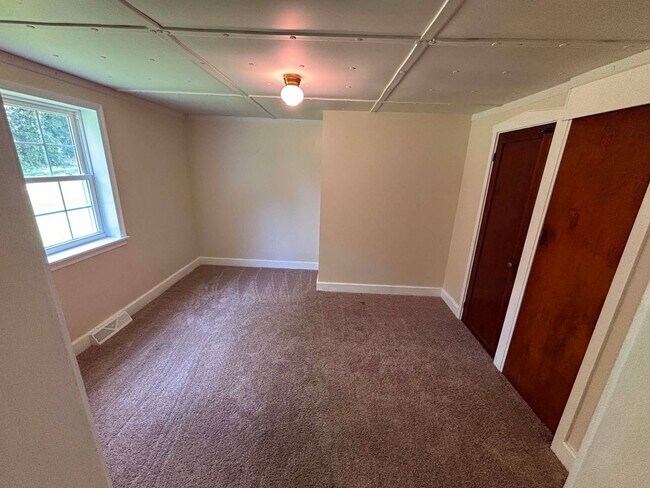 Building Photo - Charming Rental in Honey Brook, PA