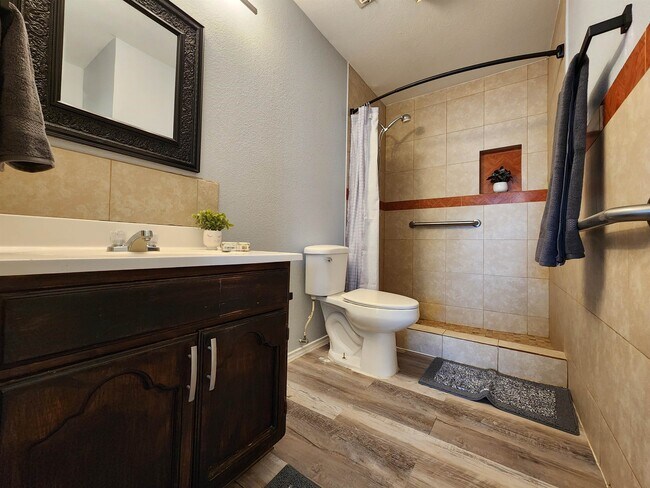 Building Photo - 3019 Corpus Christi St