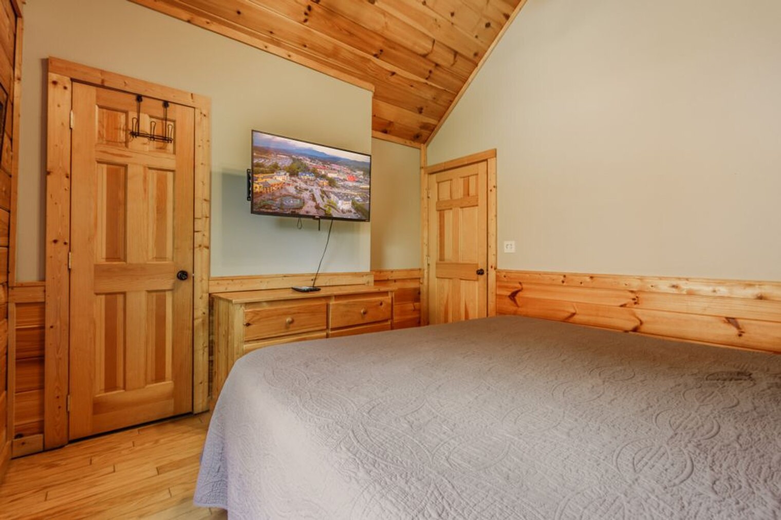 Building Photo - 745 Chickasaw Gap Way