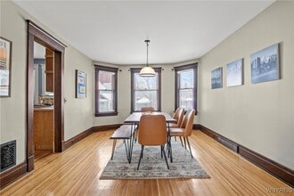 Building Photo - 365 W Utica St