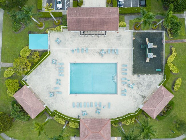 Building Photo - 8039 NW 108th Pl