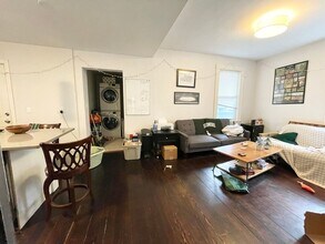 Building Photo - Modern 3 Bed with Private Deck + In-Unit L...