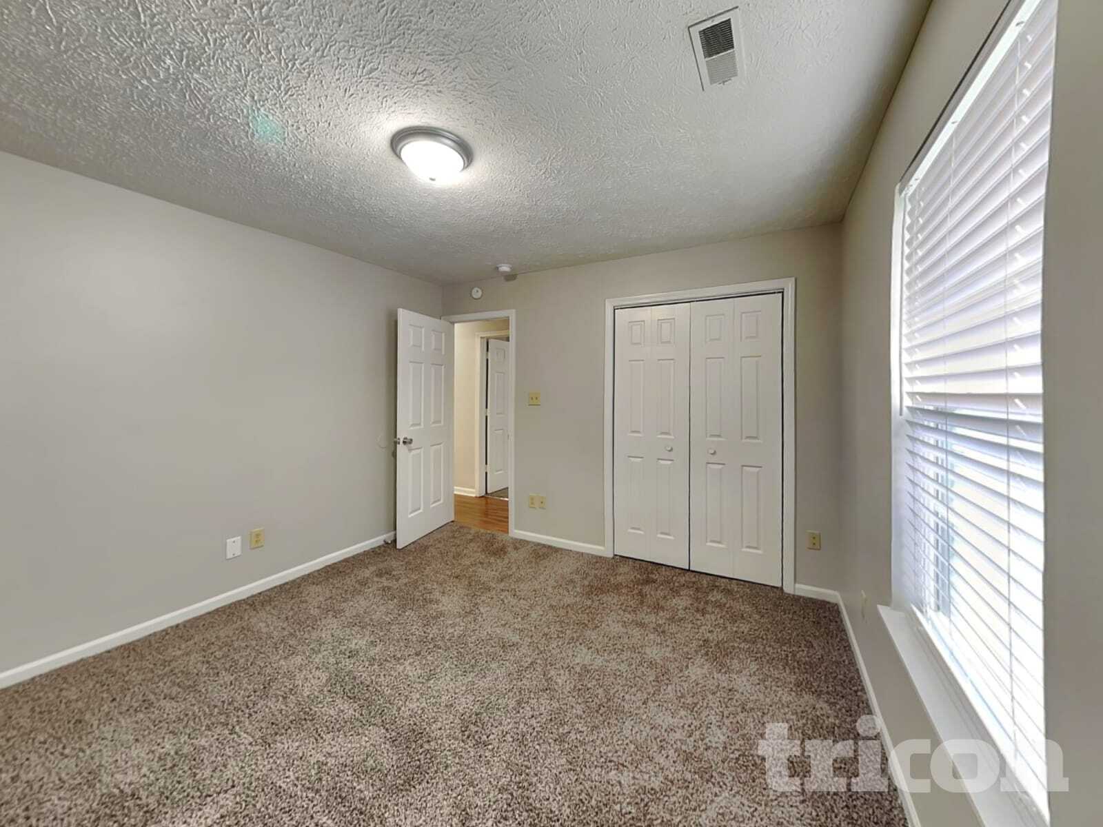 Building Photo - 12115 Mockernut Ct