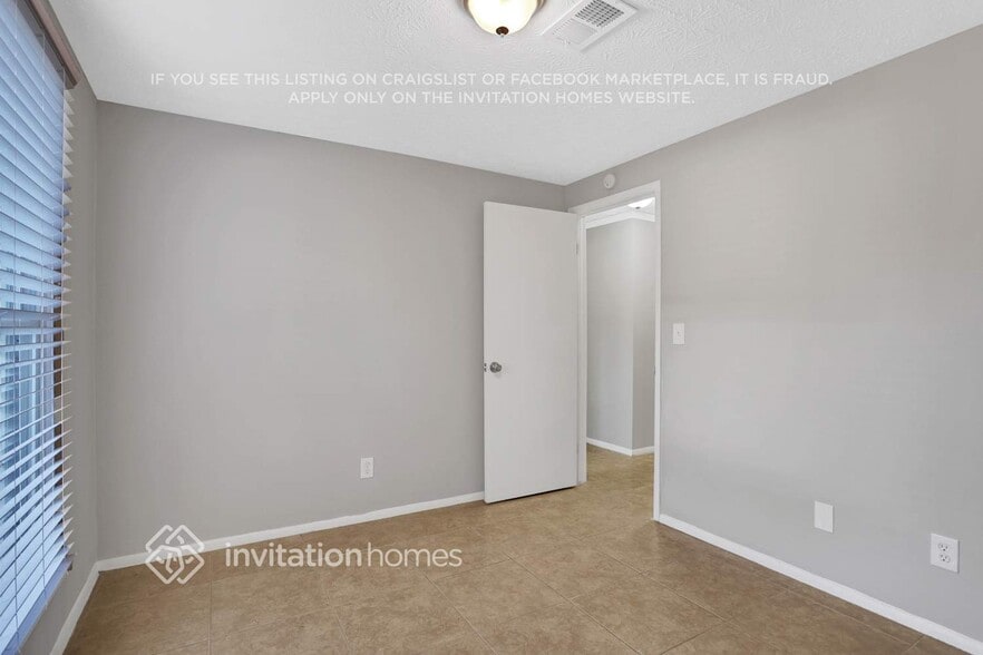 Building Photo - 6421 Boyett Dr NW