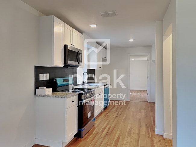 Building Photo - $1500! 3Bed/1Bath Home in Fort Worth! $100 off your initial move in costs! Apply by 12/17!