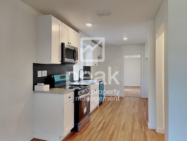 Building Photo - $1575! 3Bed/1Bath Home in Fort Worth! Tour...