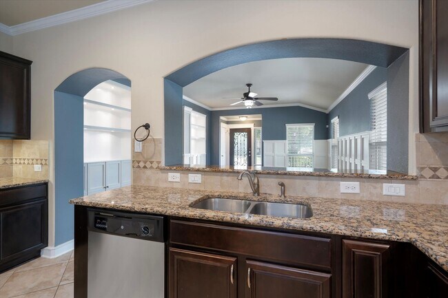 Building Photo - 8600 Harrier Dr