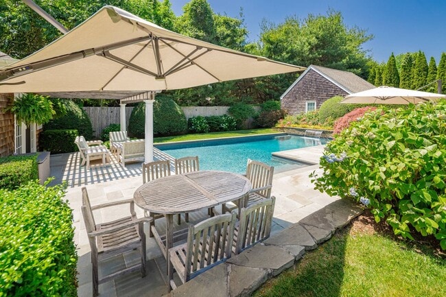 Building Photo - 33 Talmage Ln