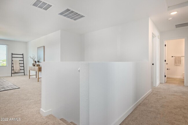 Building Photo - 17057 W Alice Ave