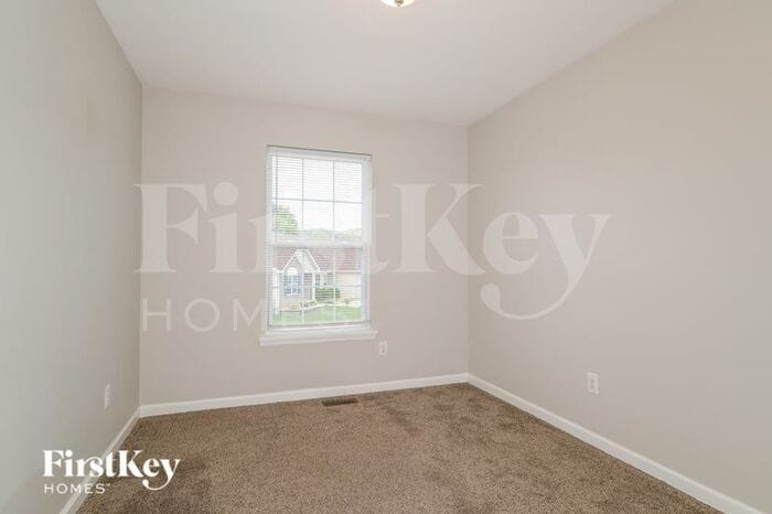 Building Photo - 2730 Glenstone Ct