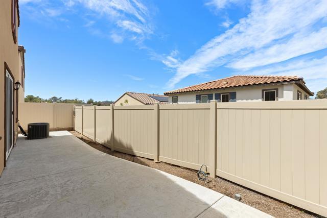 Building Photo - 895 Brookdale Dr
