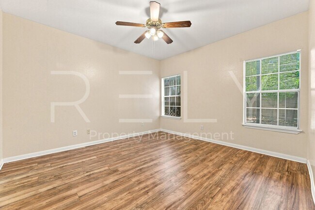 Building Photo - 2908 Whisper Oaks Ln