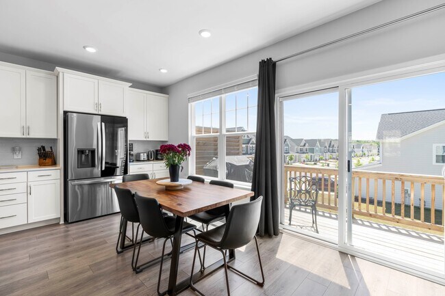 Building Photo - 2245 Kettle Falls Station