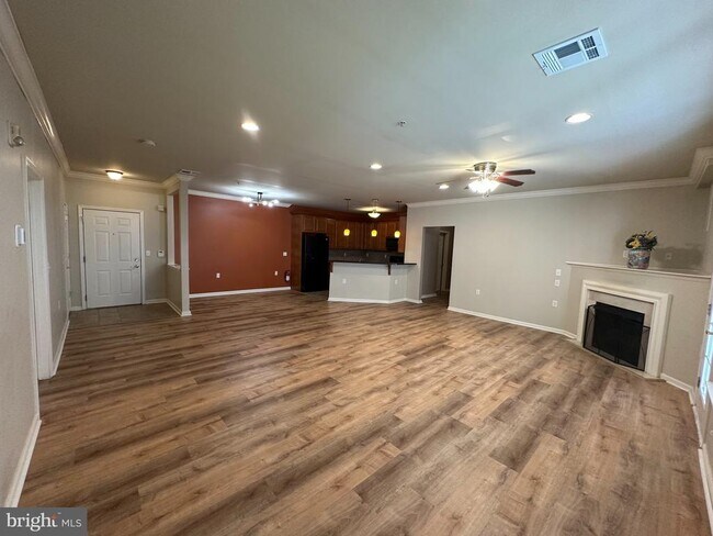 Building Photo - 416 Masterson Ct