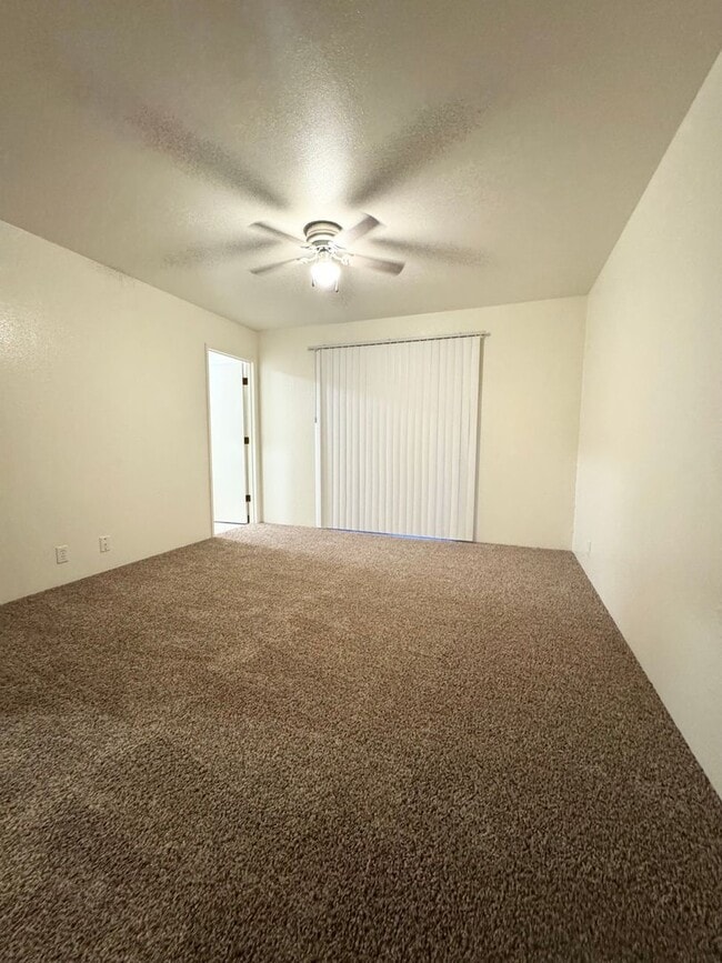 Building Photo - Spacious Home in S. Redding w/ New Upgrades