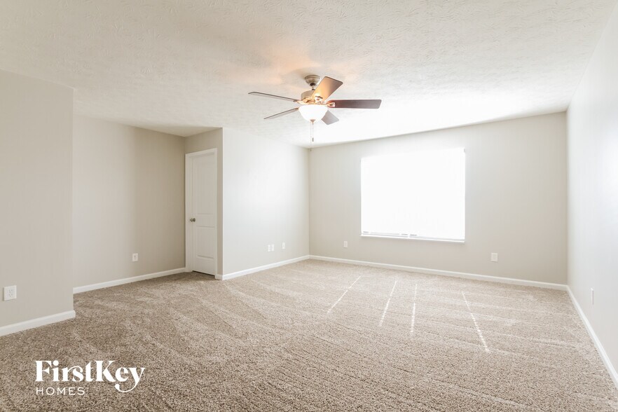 Building Photo - 770 Carolina Way