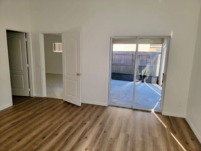 Building Photo - 12750 Sophiamarie Loop