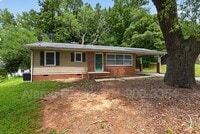Building Photo - 1007 Green Cir Dr