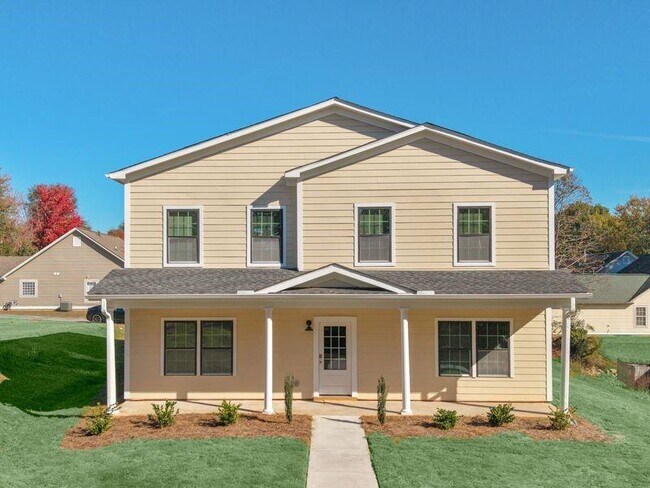 Building Photo - 223 Monarch Village Way