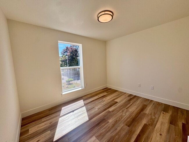 Building Photo - 1/2 OFF FIRST MONTHS RENT! New Construction, Beautiful, Townhomes! 2 & 3 BEDRM UNITS AVAILABLE
