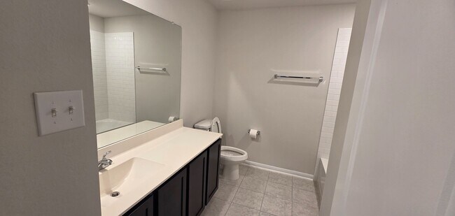 Building Photo - 1523 Alpine Dr