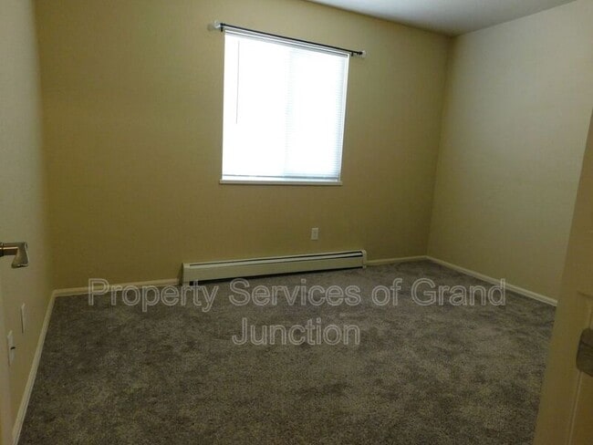 Building Photo - 3154 Glendam Drive