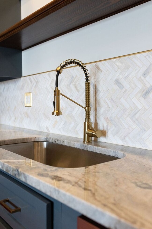 Building Photo - Luxury Living in a Fully Renovated Historic Building