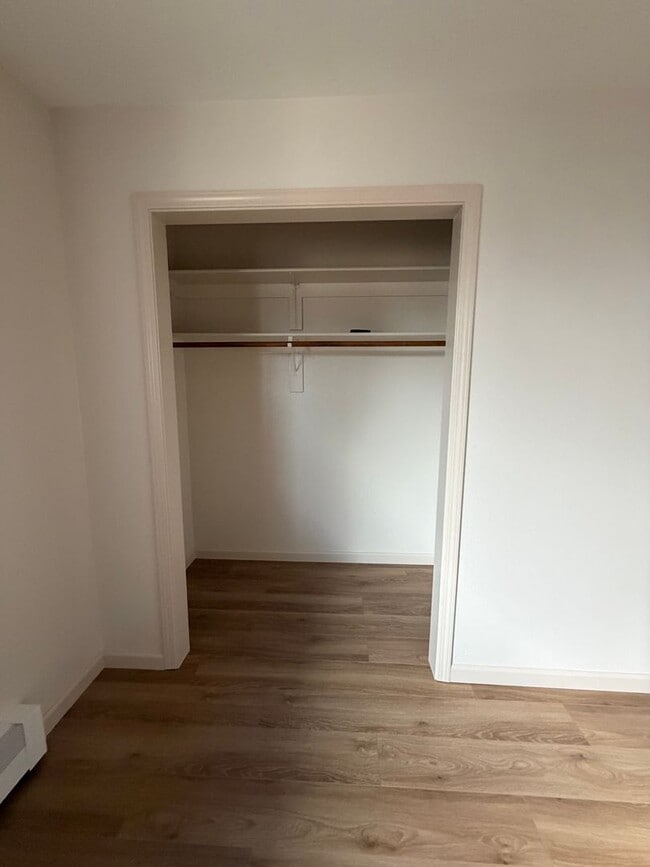 Building Photo - 509 Sonoma St