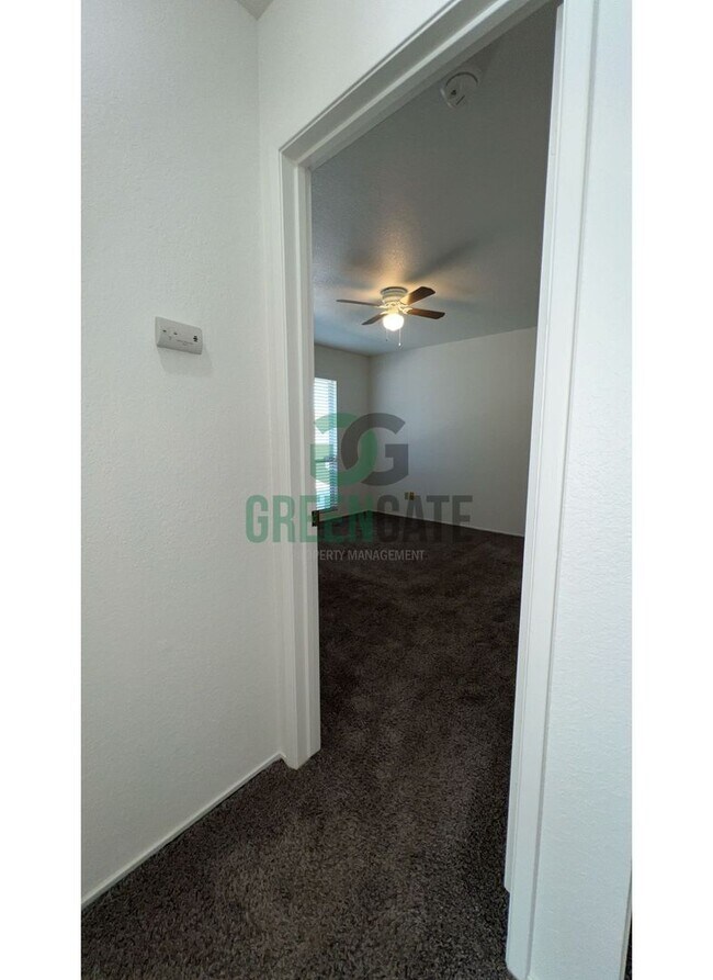 Building Photo - 3401 Winchester Ct