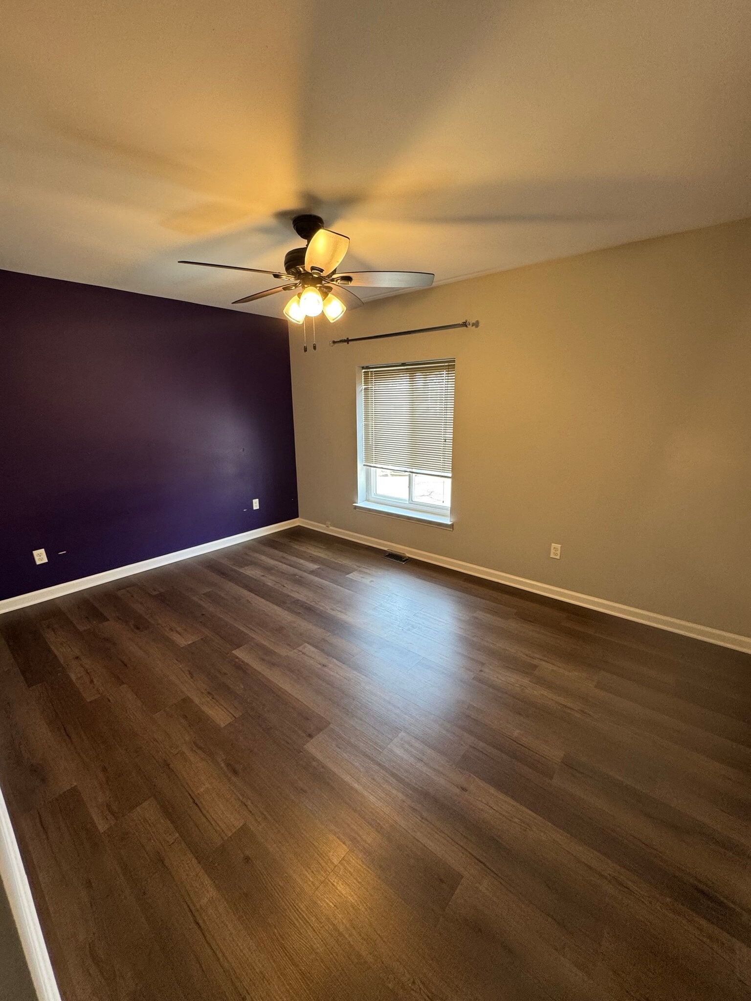 Building Photo - 103 Aspen Ct