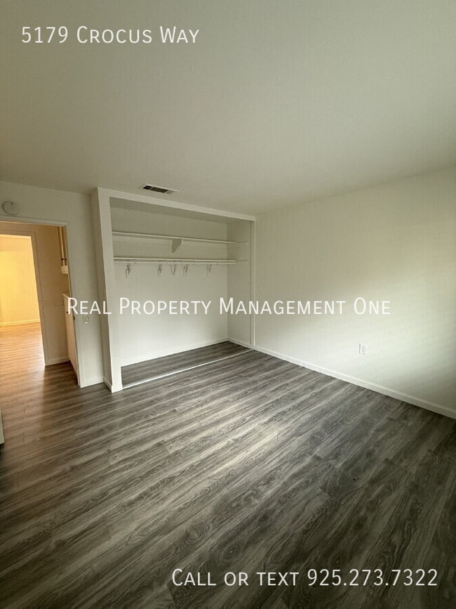 Building Photo - 5179 Crocus Way