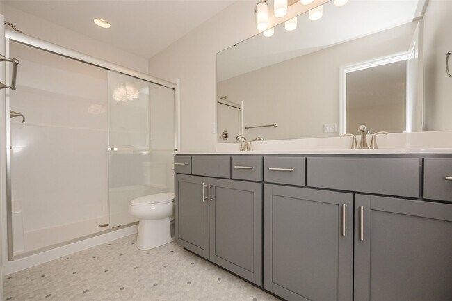 Building Photo - 30 Pheasant Ln