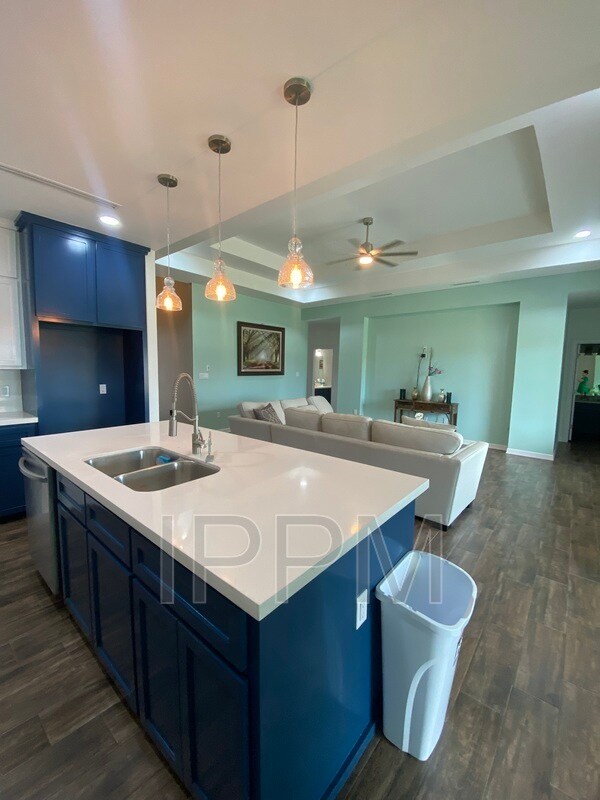 Building Photo - 5005 Westgate